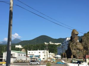 ゴジラ岩