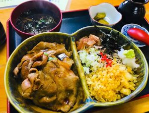 みなとやのアベック丼