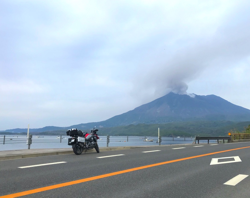 桜島への国道２２０号線