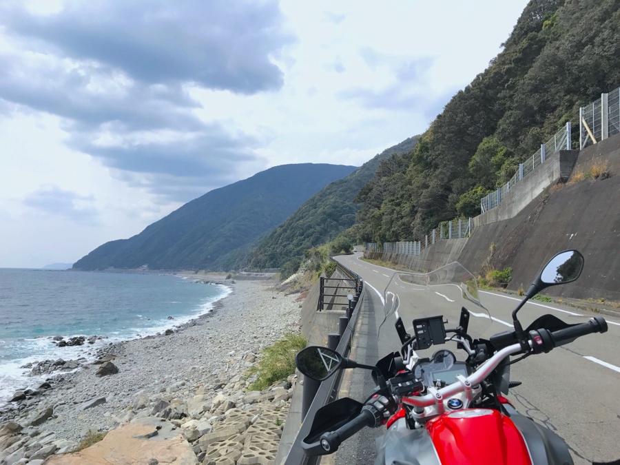 室戸岬への道