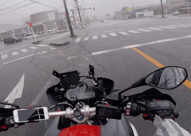 冬用バイクグローブの防水機能