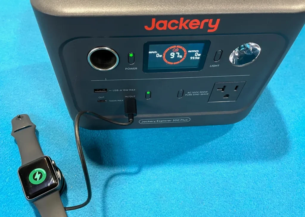 Jackery ポータブル電源 300 Plus