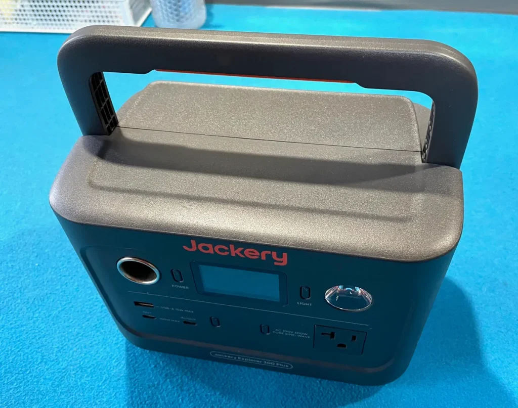 Jackery ポータブル電源 300 Plus